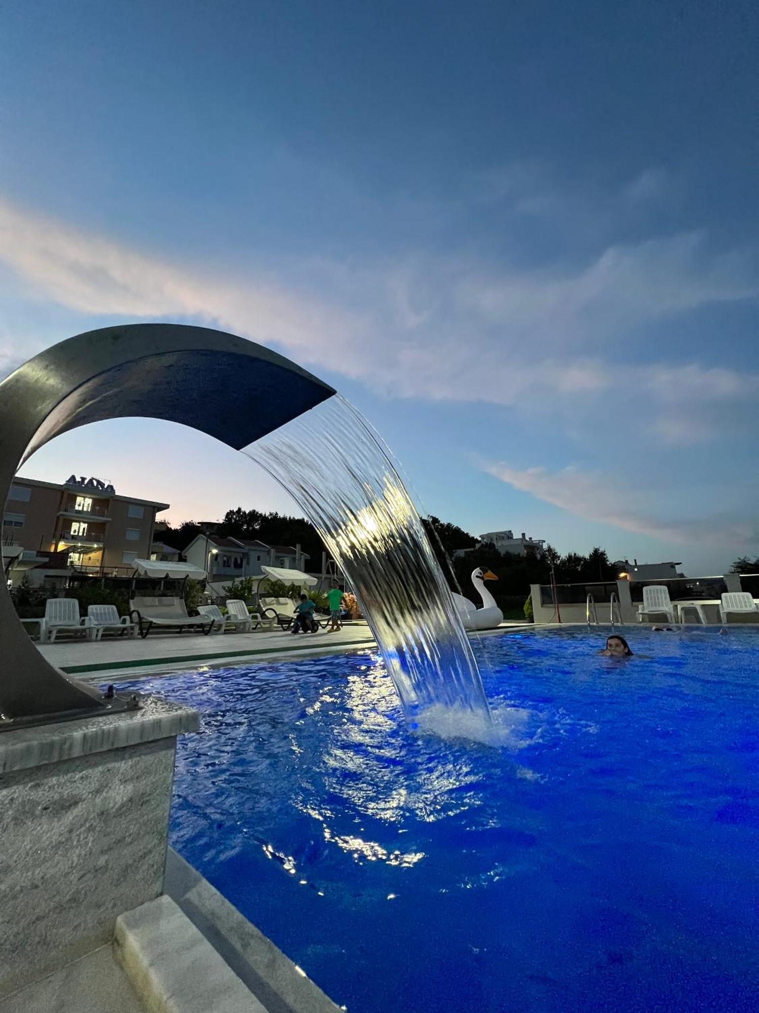 Apartments Zalli Ulcinj Eksteriør bilde