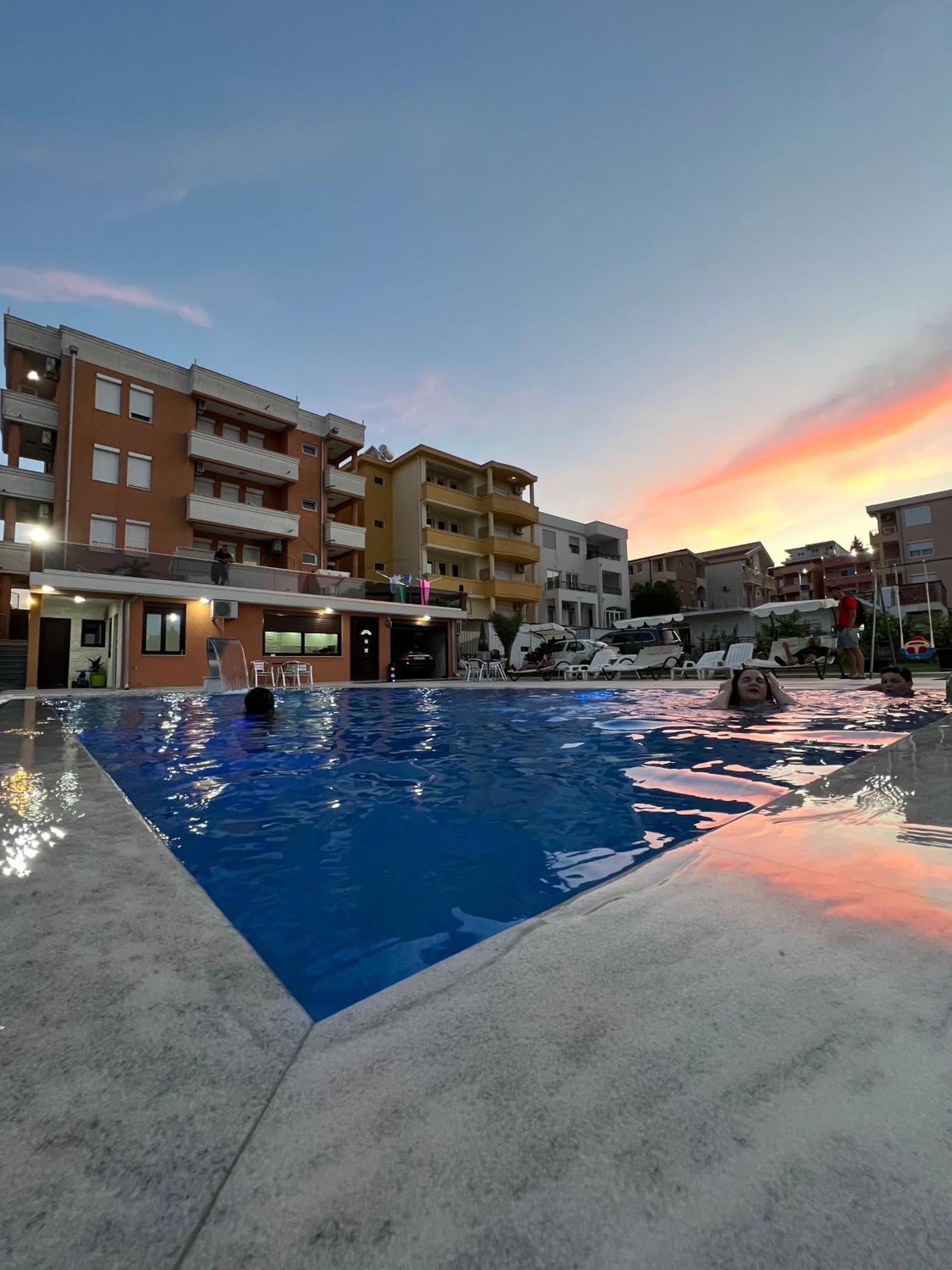 Apartments Zalli Ulcinj Eksteriør bilde